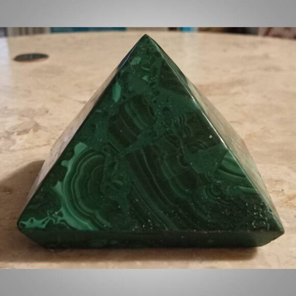 MALACHITE pyramid mineral stone rock crystal 01 PEACE chakra balance - Picture 5 of 6